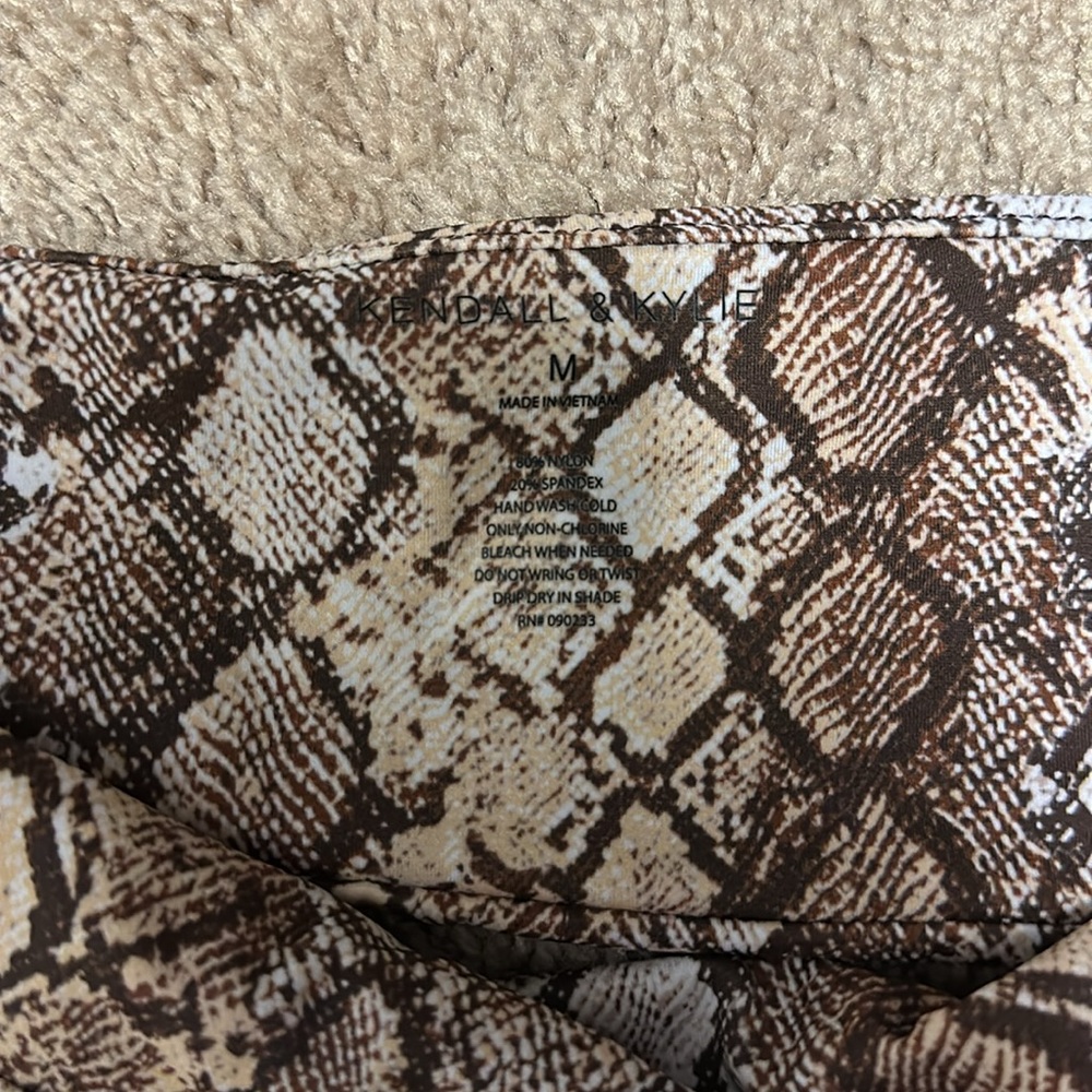 Kendall & Kylie Python Snake Print Two Piece Band… - image 3